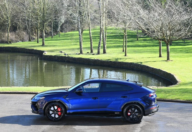 Lamborghini Urus Performante, 2025 - 16