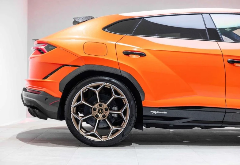 Lamborghini Urus Performante, 2024 - 14