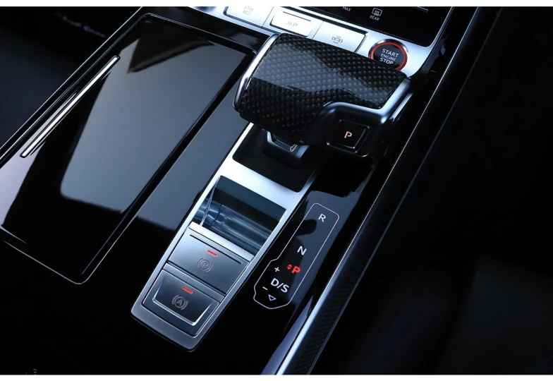 Audi S8 , 2022 - 24