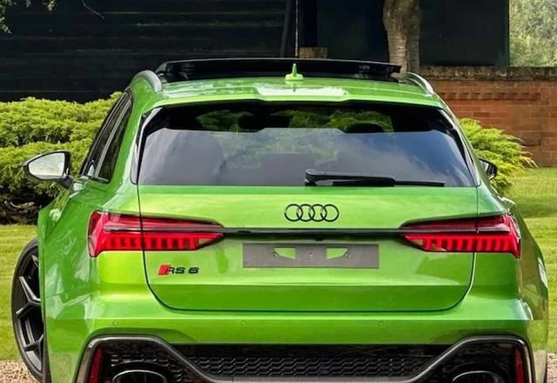 Audi RS6 Avant 4.0 TFSI V8 Performance, 2024 - 11