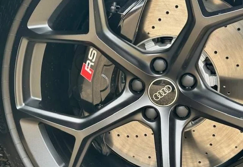 Audi RS6 Avant 4.0 TFSI V8 Performance, 2024 - 44