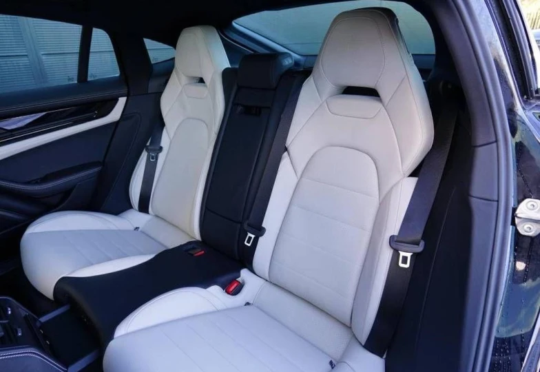 Porsche Panamera 4 E-Hybrid, 2024 - 15