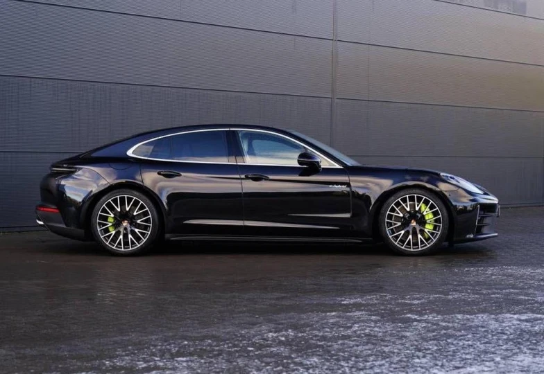 Porsche Panamera 4 E-Hybrid, 2024 - 41