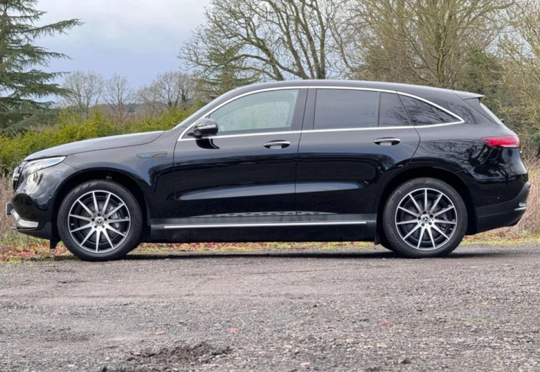 Mercedes EQC 400 AMG Line, 2023 - 7