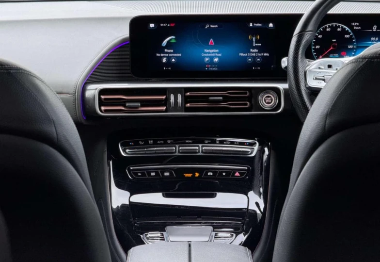 Mercedes EQC 400 AMG Line, 2023 - 1