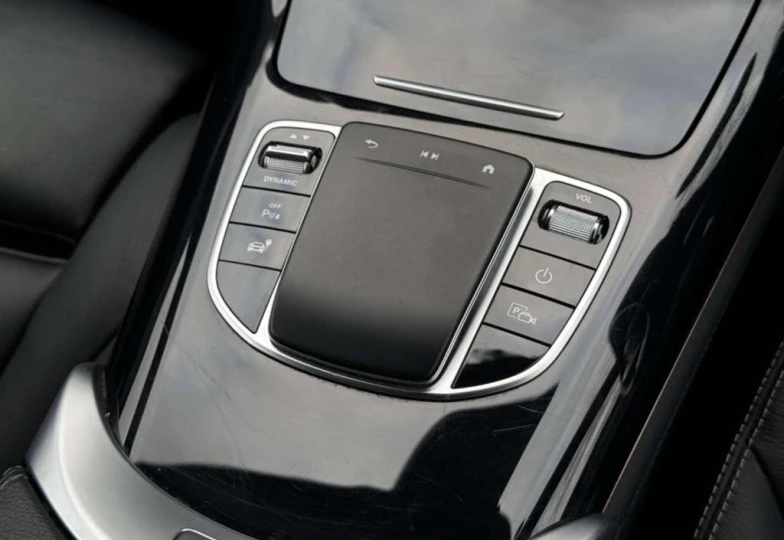 Mercedes EQC 400 AMG Line, 2023 - 26