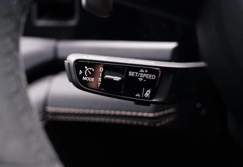 Porsche Panamera V8 Turbo E-Hybrid, 2024 - 22