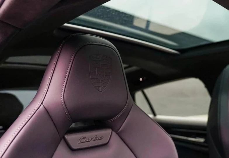 Porsche Panamera V8 Turbo E-Hybrid, 2024 - 30
