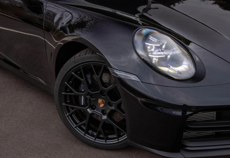 Porsche 911 992 Carrera, 2024 - 25