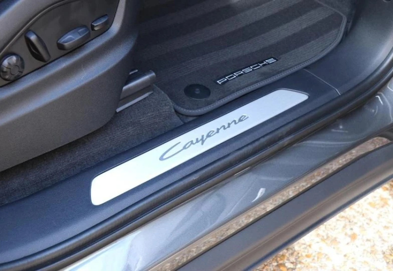 Porsche Cayenne E-Hybrid, 2024 - 32