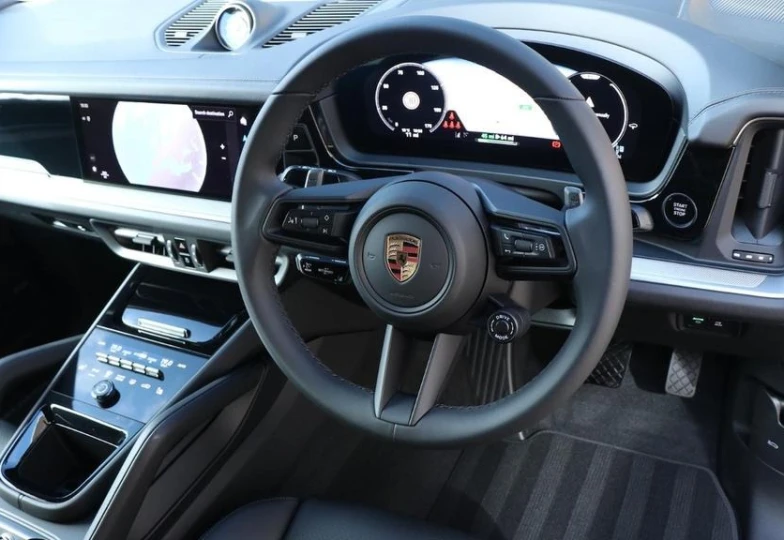 Porsche Cayenne E-Hybrid, 2024 - 11