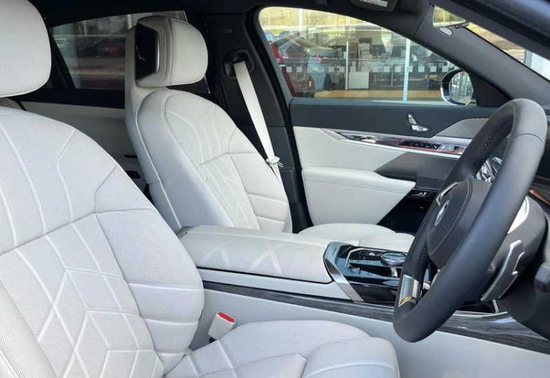 BMW 7 series 750e xDrive Excellence, 2023 - 2