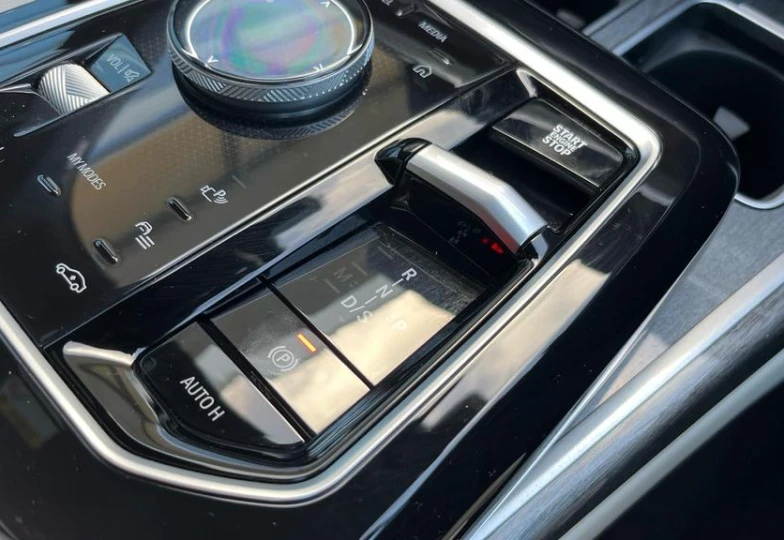 BMW 7 series 750e xDrive Excellence, 2023 - 16