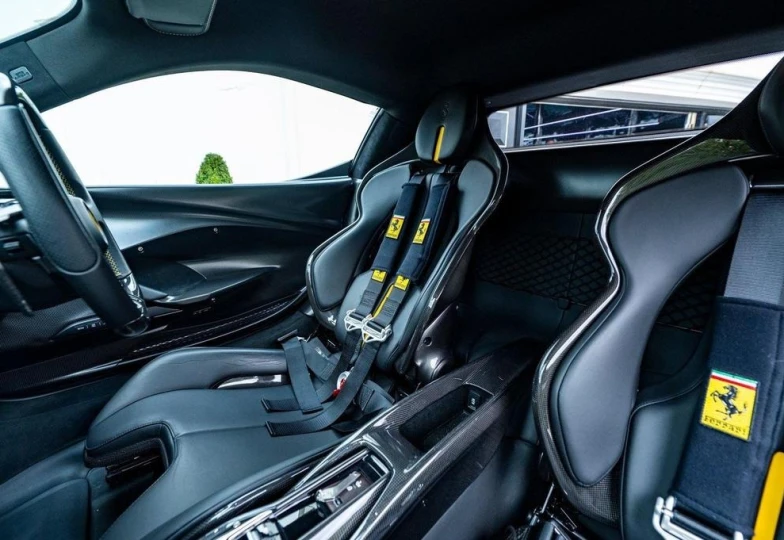 Ferrari 296 GTB V6 7.45kWh F1 DCT, 2022 - 3
