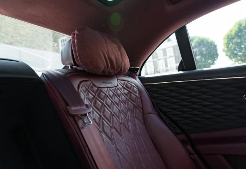 Bentley Flying Spur Azure, 2023 - 21