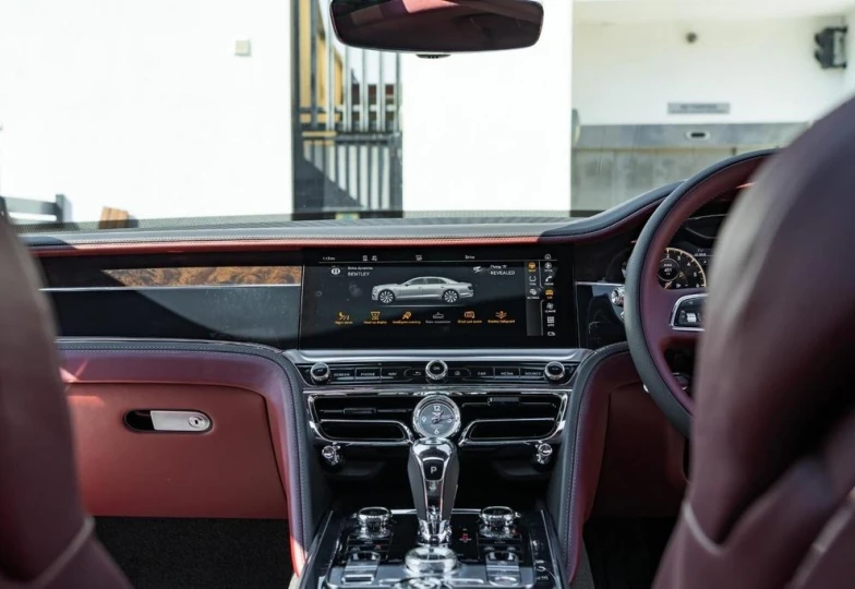 Bentley Flying Spur Azure, 2023 - 9
