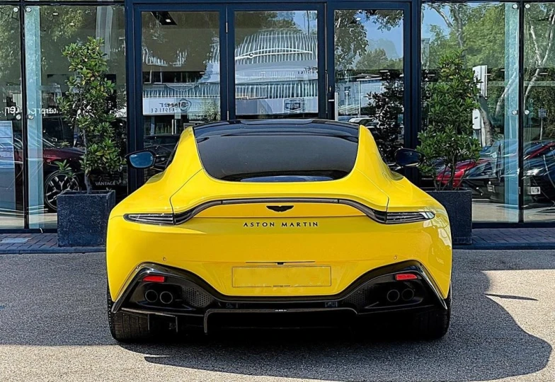 Aston Martin Vantage , 2024 - 8