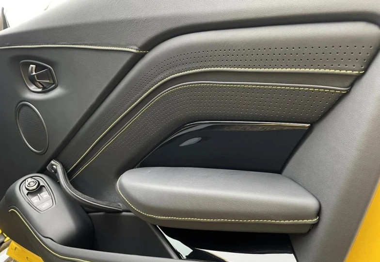 Aston Martin Vantage , 2024 - 28