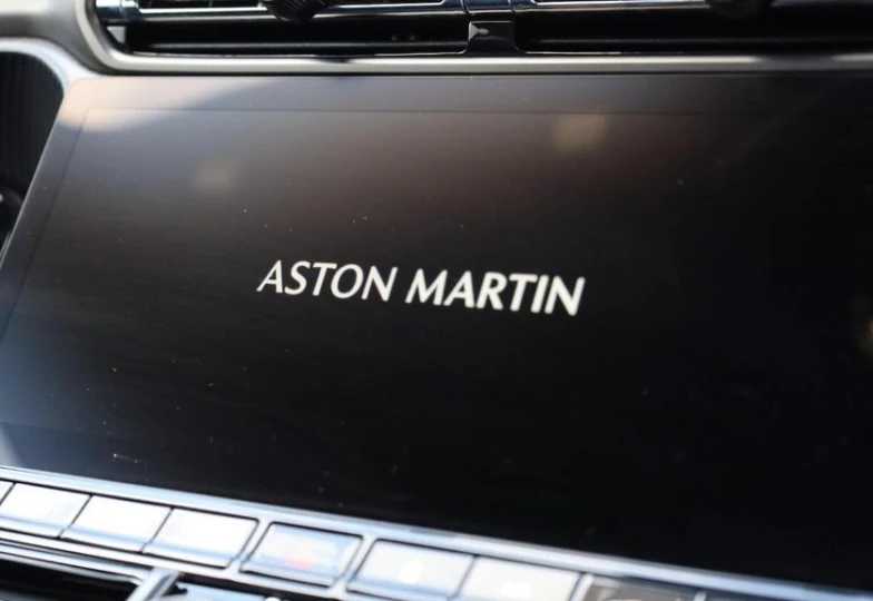 Aston Martin Vantage , 2024 - 20