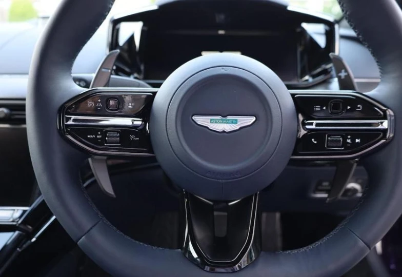 Aston Martin Vantage , 2024 - 11