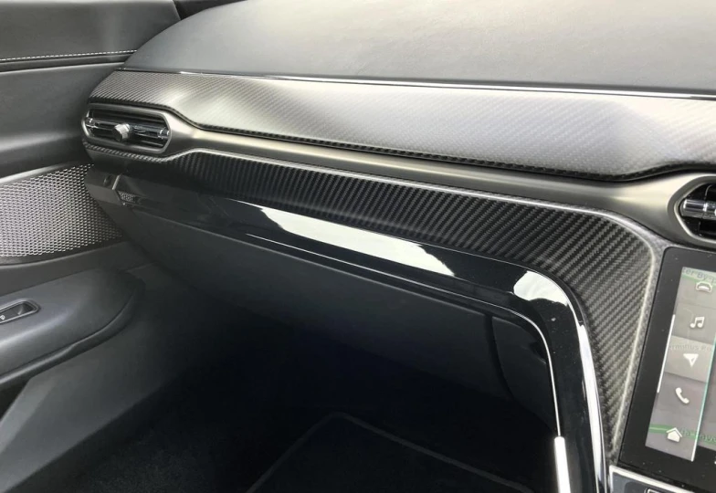 Aston Martin Vantage V8, 2024 - 22