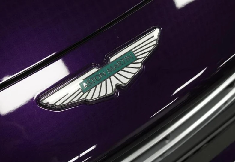 Aston Martin DB12 V8, 2023 - 19