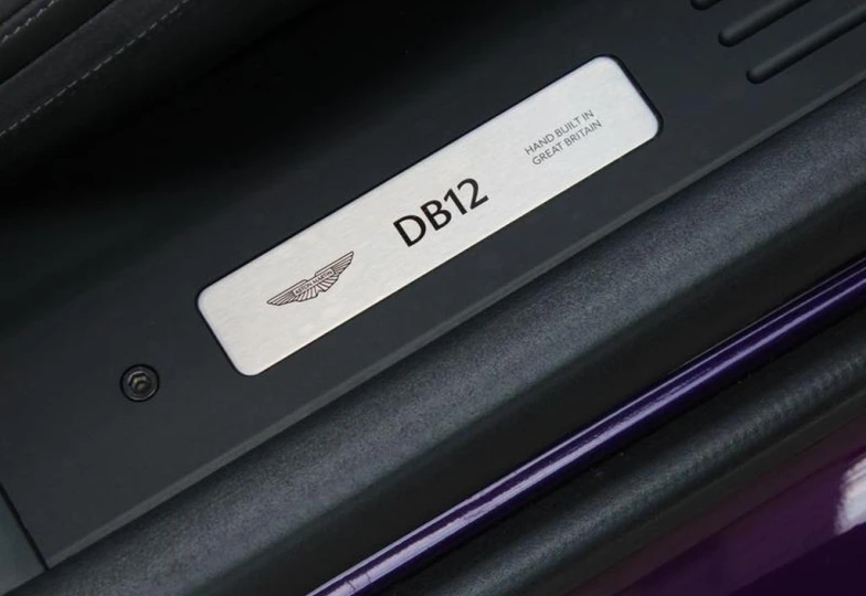 Aston Martin DB12 V8, 2023 - 24