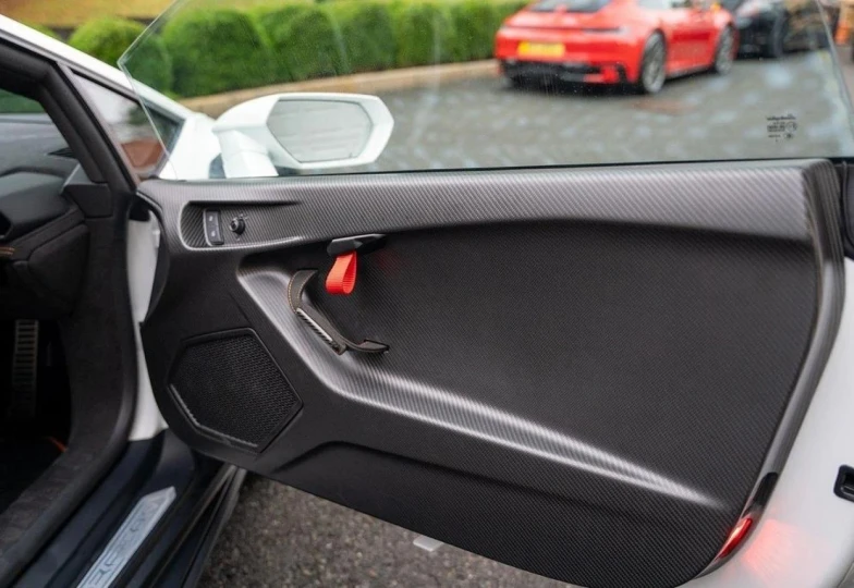 Lamborghini Huracan Sterrato, 2023 - 25