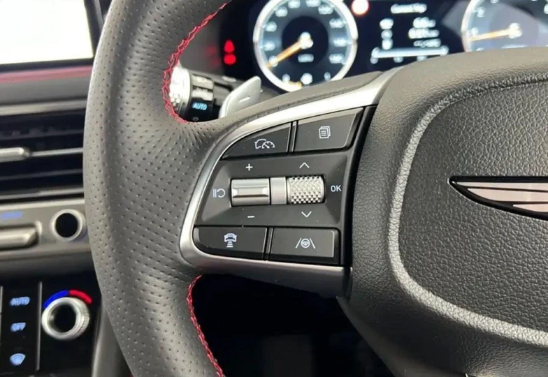 Genesis G70 Синий