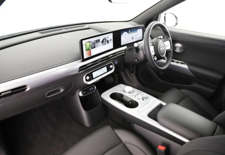 Genesis GV60 Белый