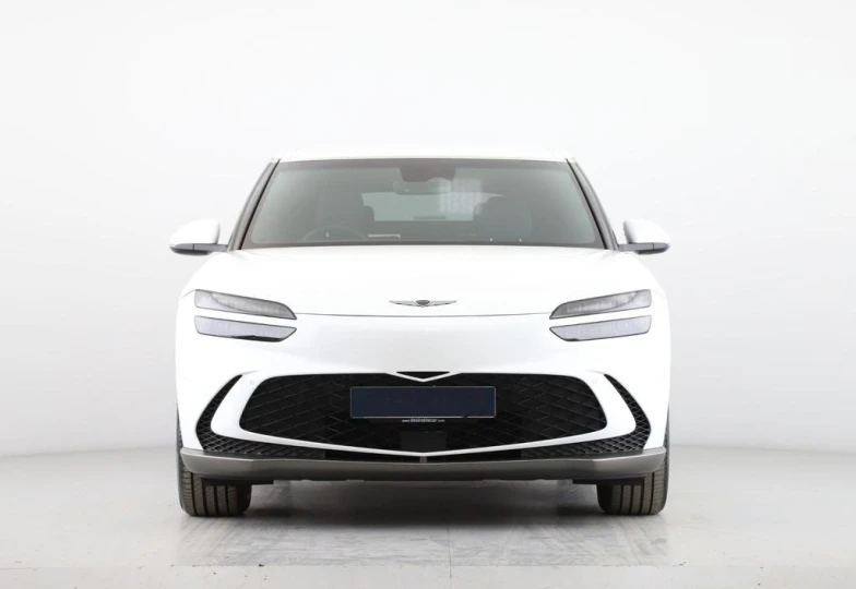Genesis GV60 Белый
