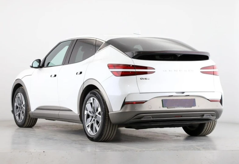Genesis GV60 Белый