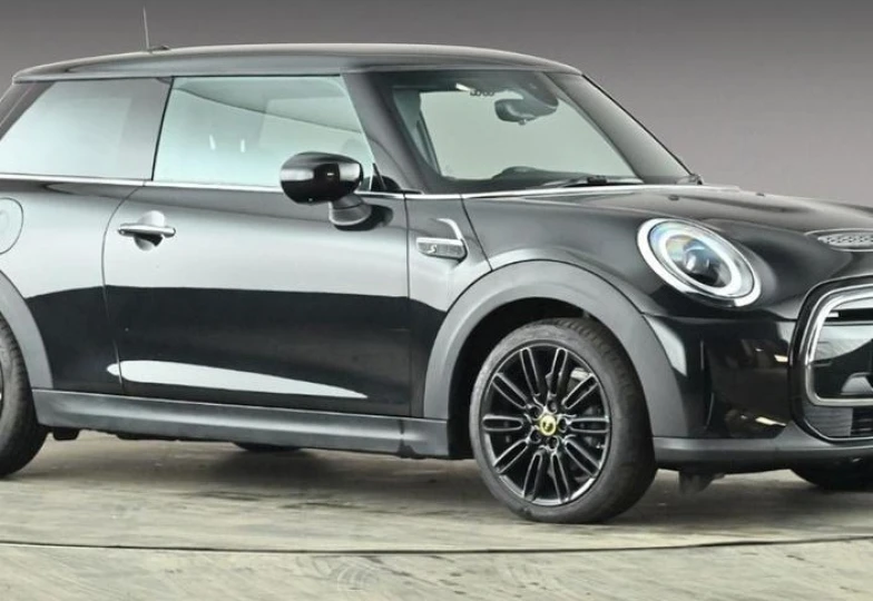 Mini Hatch Черный