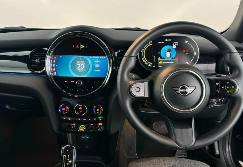 Mini Hatch Черный