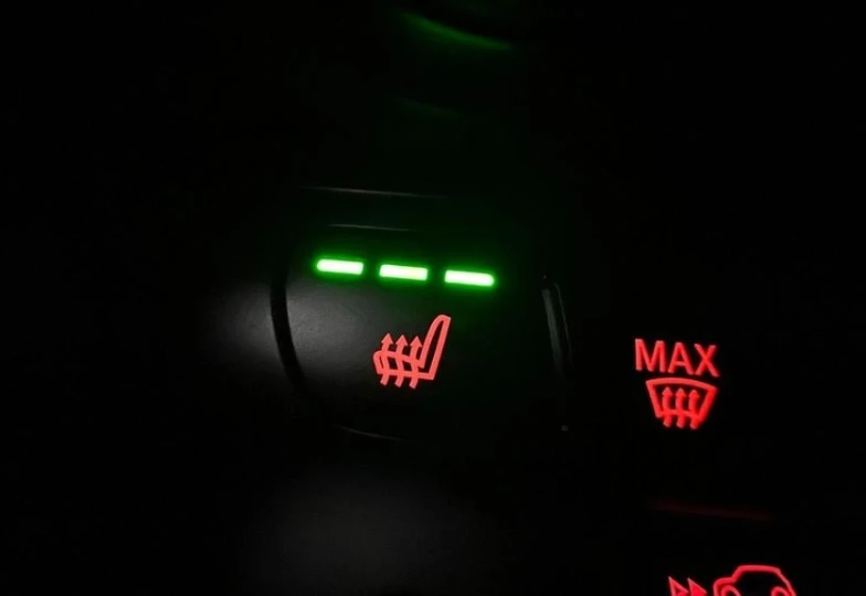 Mini Hatch Черный