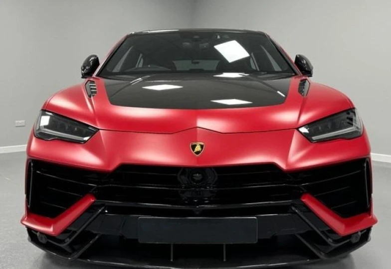 Lamborghini Urus Красный