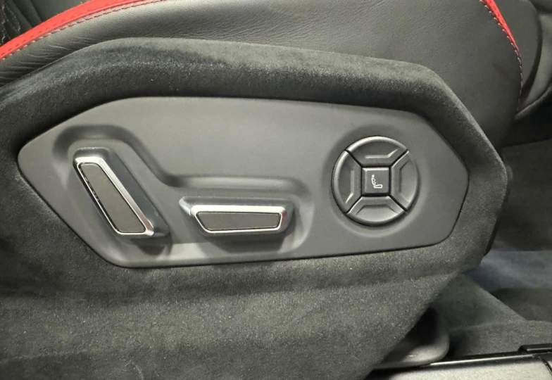 Lamborghini Urus Красный