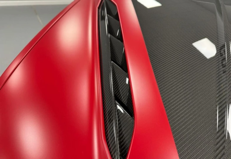 Lamborghini Urus Красный