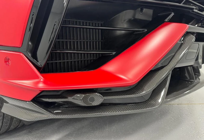 Lamborghini Urus Красный