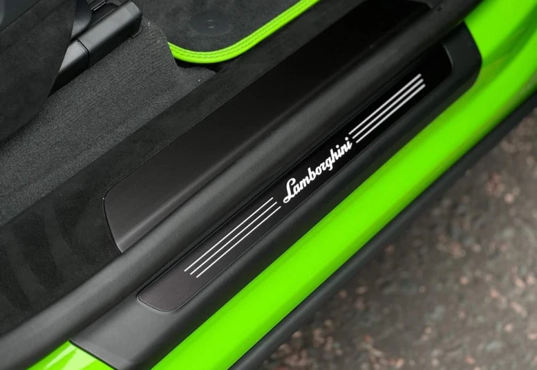 Lamborghini Urus Green