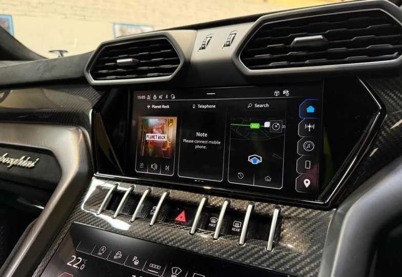 Lamborghini Urus Зеленый