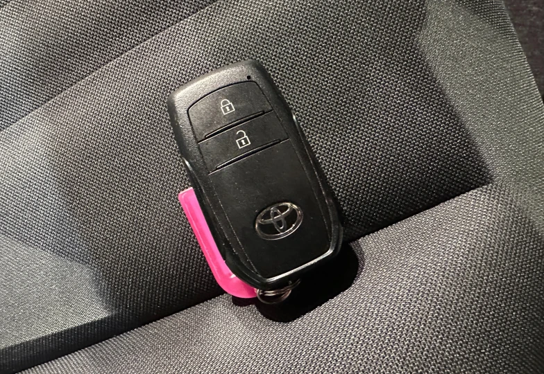 Toyota Aqua Синий