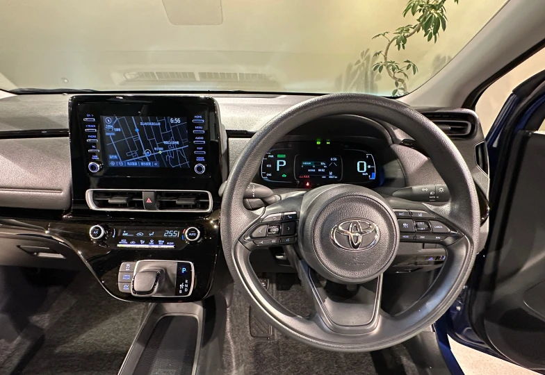 Toyota Aqua Синий