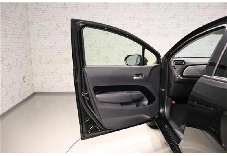 Toyota Aqua Black