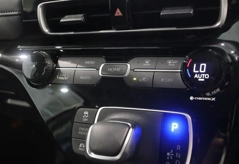 Toyota Aqua Черный