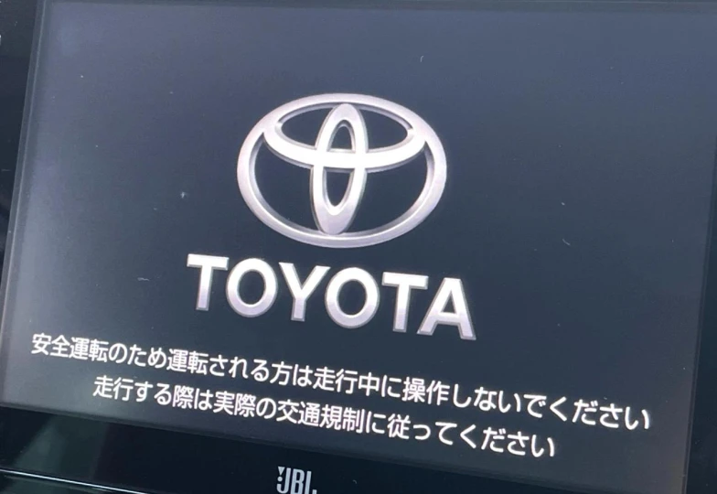 Toyota Camry White