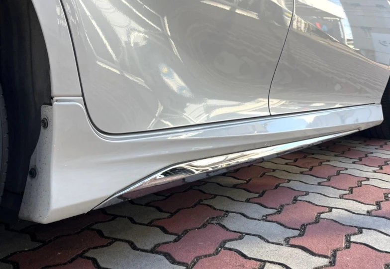 Toyota Camry White