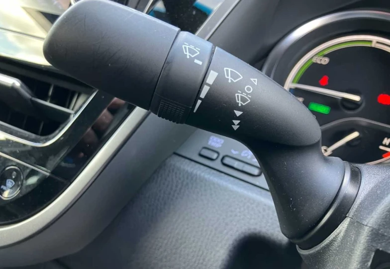 Toyota Camry Белый