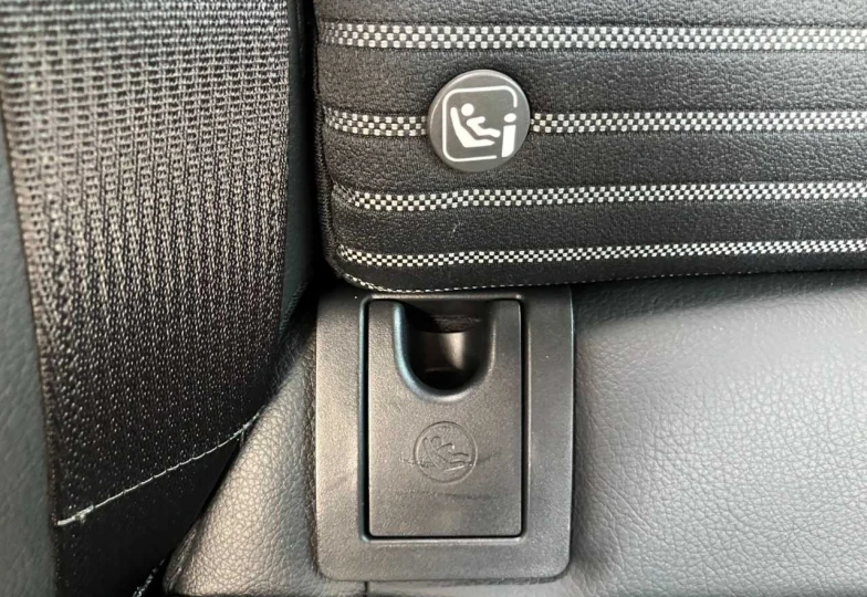 Toyota Camry Белый