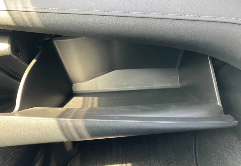 Toyota Camry Белый